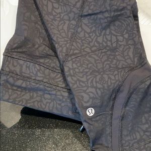 Lululemon Varsity 23” crop